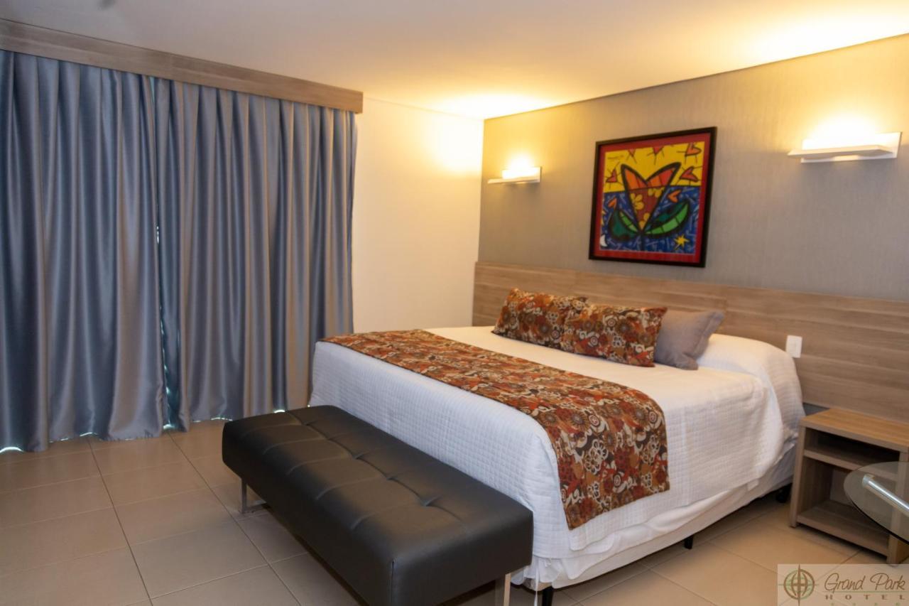 Hotel Grand Park Campo Grande  Exteriör bild