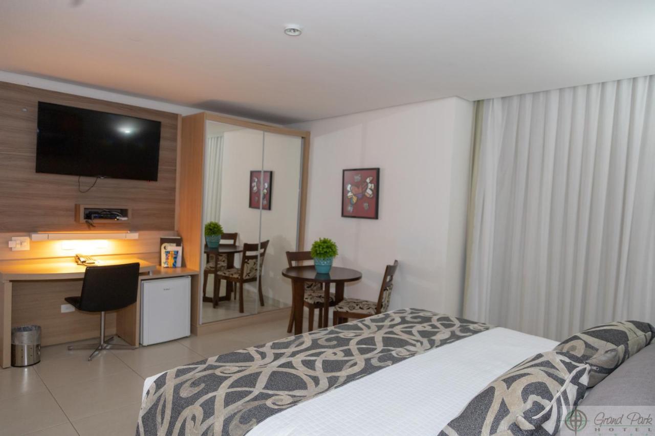 Hotel Grand Park Campo Grande  Exteriör bild
