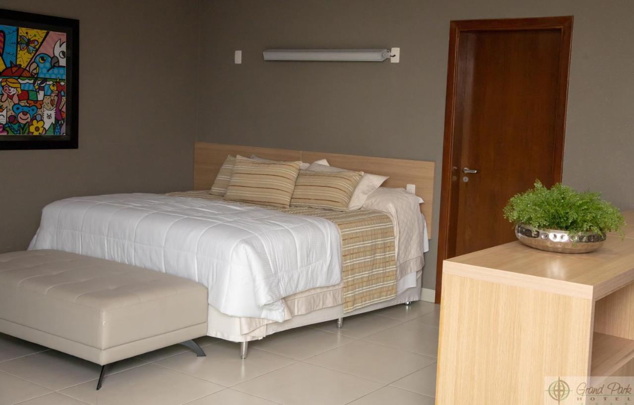 Hotel Grand Park Campo Grande  Exteriör bild