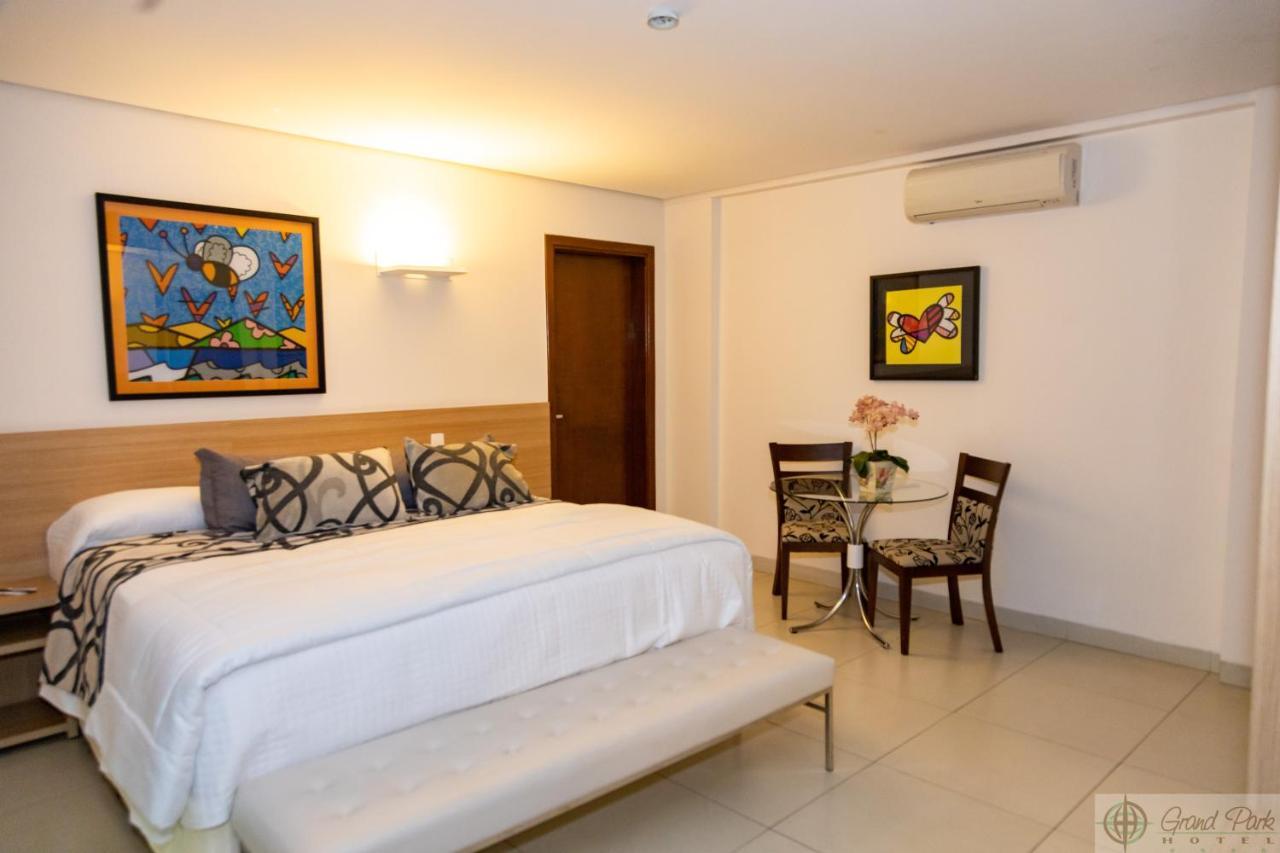 Hotel Grand Park Campo Grande  Exteriör bild